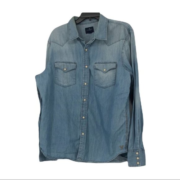 American Eagle Outfitters blue chambray button down long sleeve top XL
